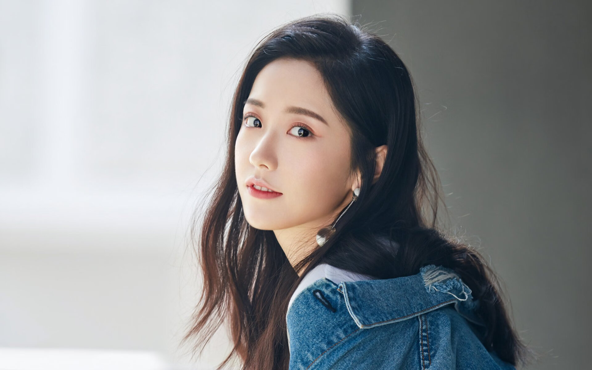 校园足球教练评价体系标准不明确，什么能力是校园足球教练员自我提升的首要能力